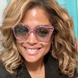 Gucci Oversized Glitter Sunglasses in Pink